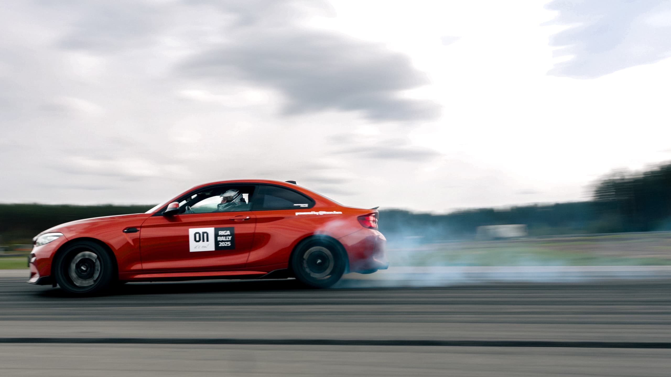 IT'S ON Community hero image